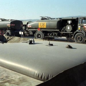 Réservoir souple militaire de stockage de carburant